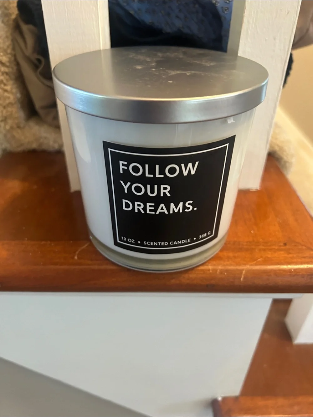 FOLLOW YOUR DREAMS White Scented Candle - Motivational Jar Candle